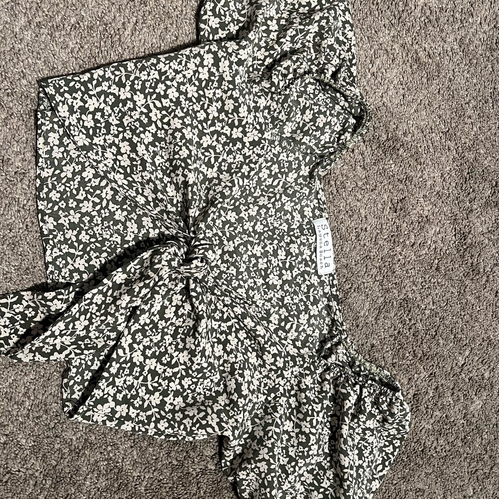 Floral Black and White Blouse